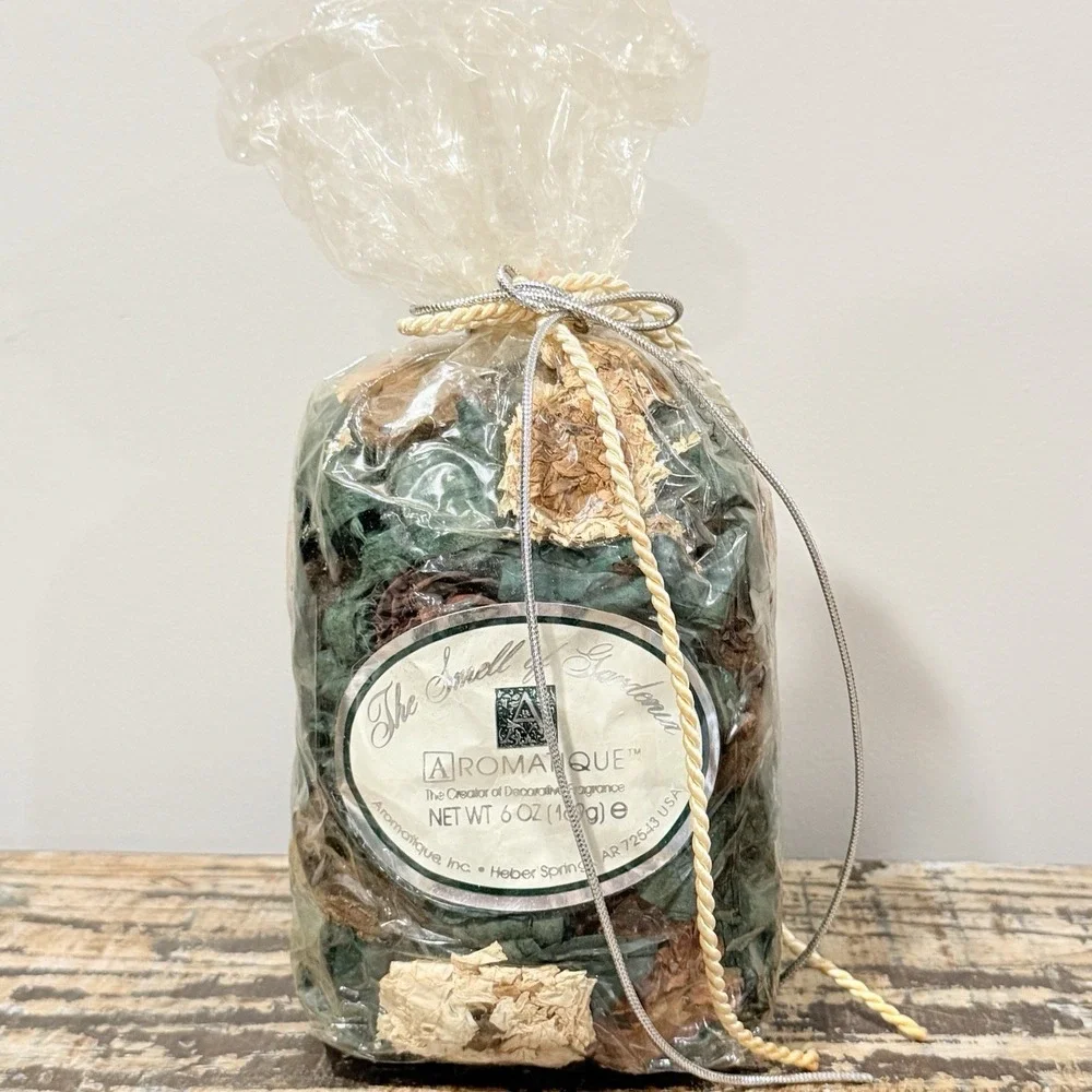 Aromatique Vtg‎ Smell of Gardenia 6 oz Bag Potpourri Decorative Fragrance